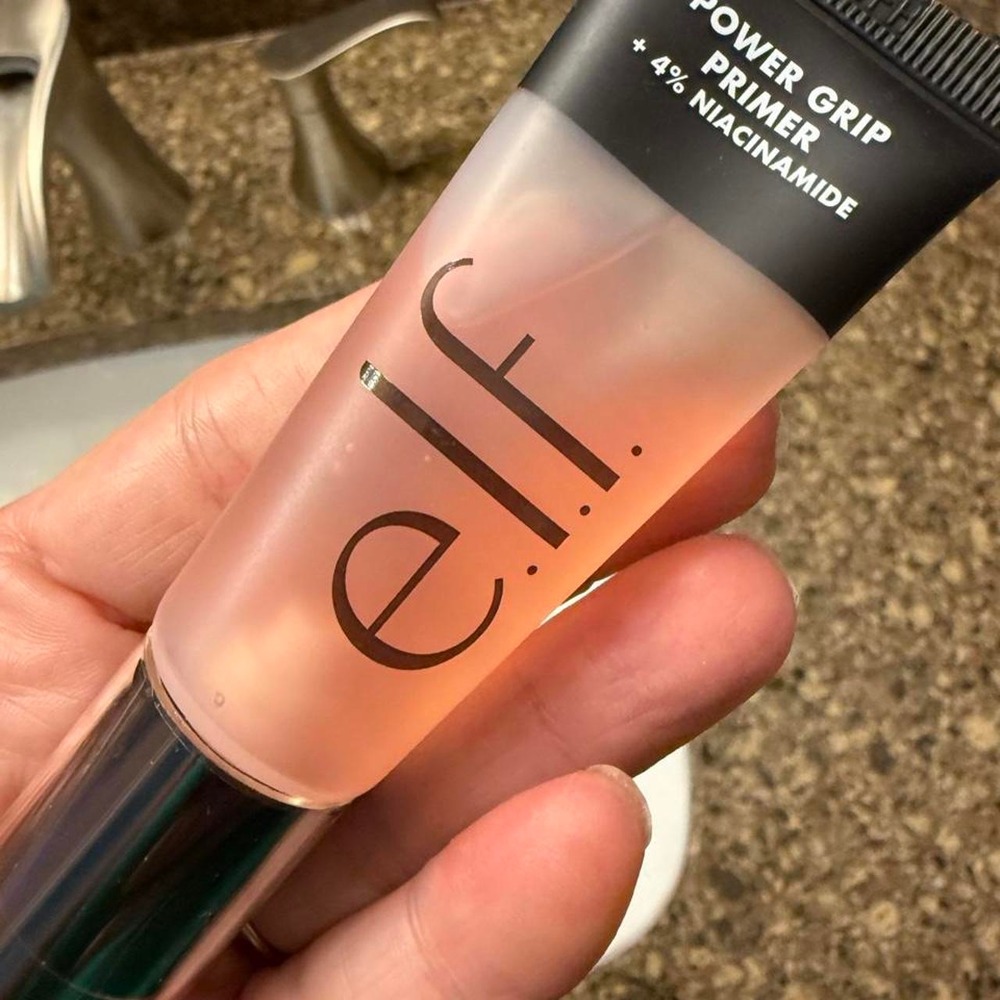 ELF Power Grip Primer with 4% Niacinamide Pink Face Primer 0.8 fl oz 24ml